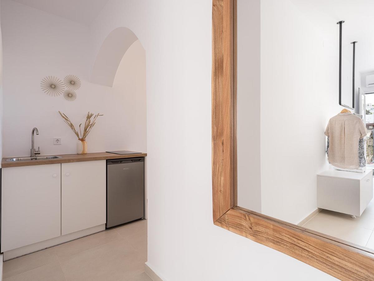 Astra Boutique Suites At Agia Marina Beach Exteriér fotografie